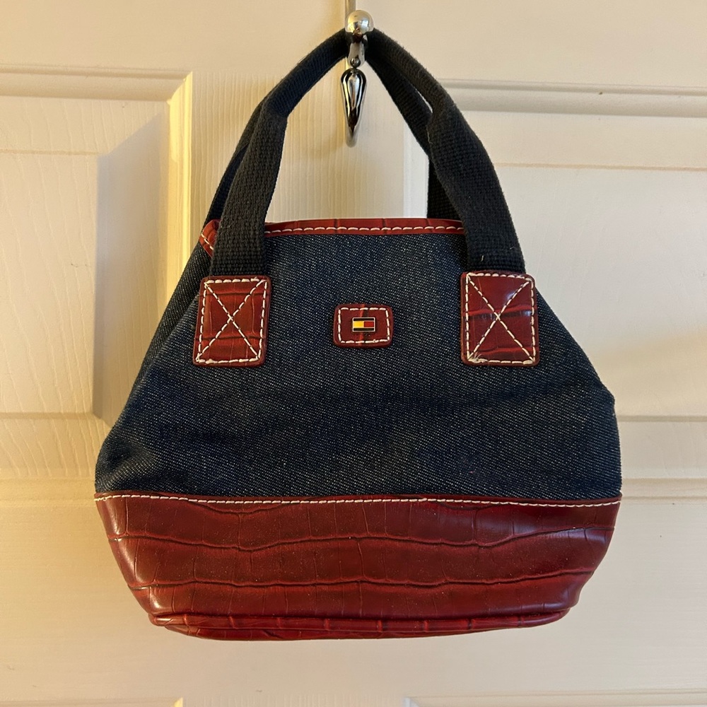 TOMMY HILFIGER Vintage Blue Denim with Red Crocodile Accent Handbag. Size Small